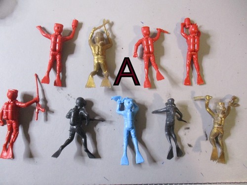 Lot 9 figurines - 9,